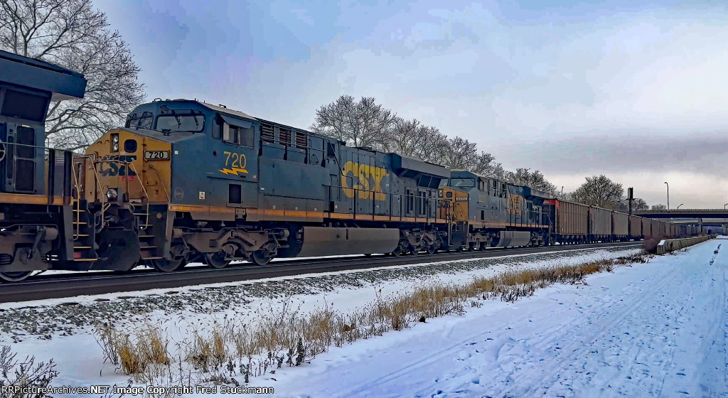 CSX 720